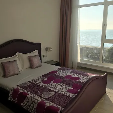 Riviera Mamaia Nord Apartament Alezzi Beach Apartament *