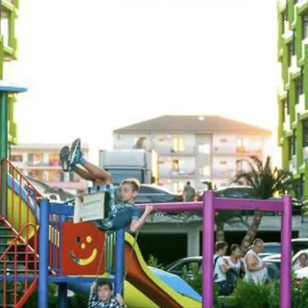 Riviera Mamaia Nord Apartament Alezzi Beach *