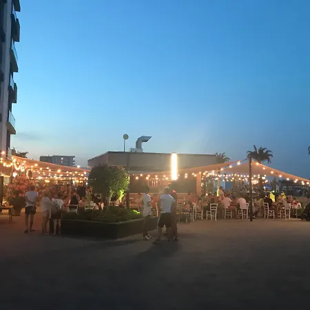 Riviera Mamaia Nord Apartament Alezzi Beach Apartament