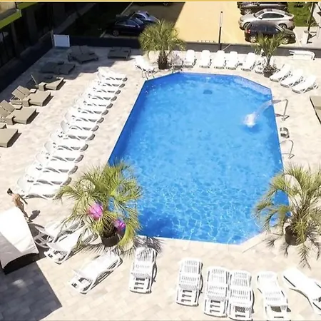 Riviera Mamaia Nord Apartament Alezzi Beach *